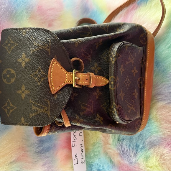 Louis Vuitton Montsouris PM - Picture 13 of 16